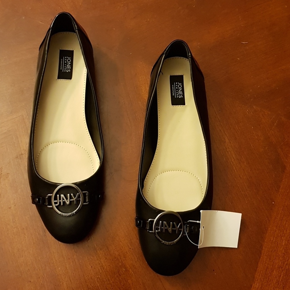 Jones New York Signature